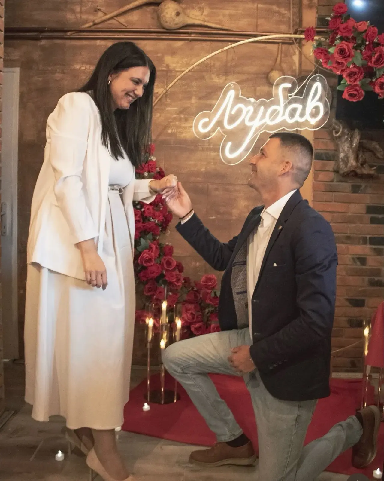 Veliki personalizovani natpis Ljubav izrađen za dekoraciju prosidbe